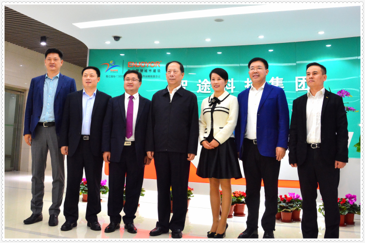 省長石泰峰來揚(yáng)調(diào)研 董事長馬自強(qiáng)參加座談